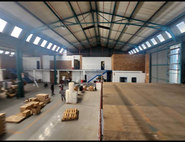 2,236M² OFFICE TO LET IN RANDJESPARK